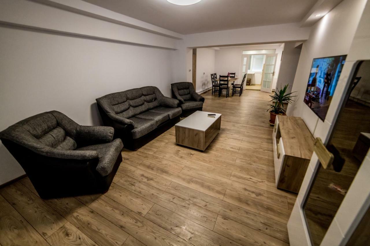 Apartament Sorina Maria Apartman Déva Kültér fotó