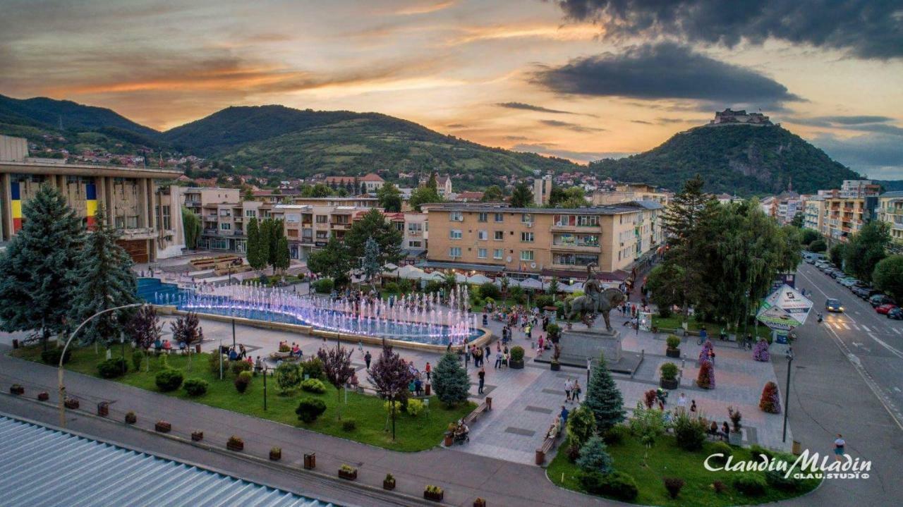 Apartament Sorina Maria Apartman Déva Kültér fotó